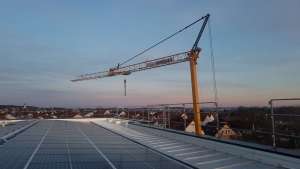  • <em>Dach mit Photovoltaikanlage<em>